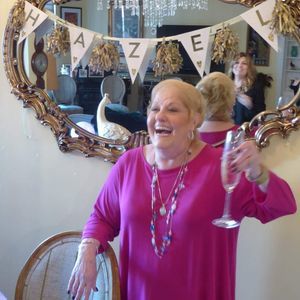 Meet your Posher, Danielle